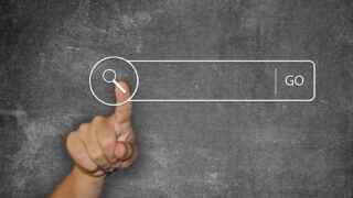 クエリファンアウト(Query Fan-out)とは？AIが情報を統合して包括的な回答を生成する仕組みについて解説